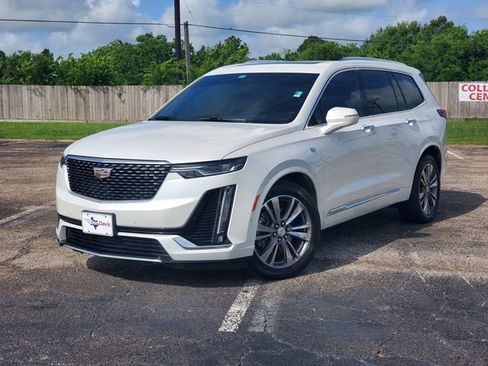 Used 2021 Cadillac XT6 Premium Luxury FWD image 31