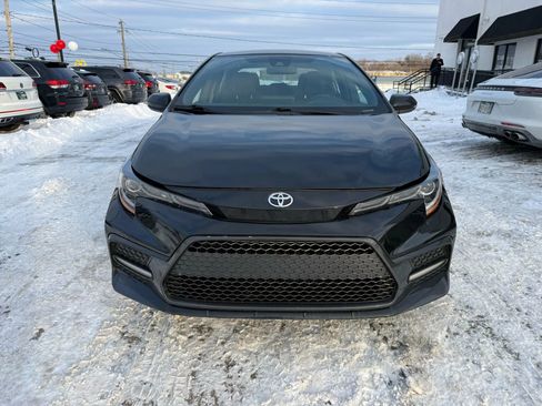 Used 2022 Toyota Corolla SE image 2