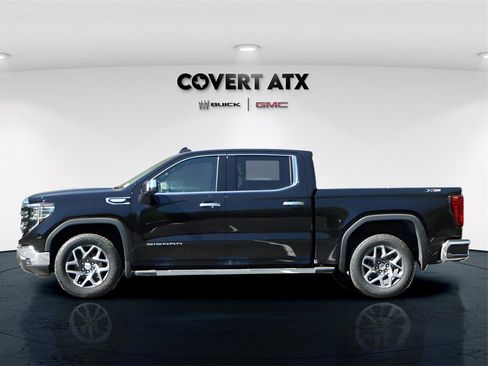 New 2026 GMC Sierra 1500 SLT image 4