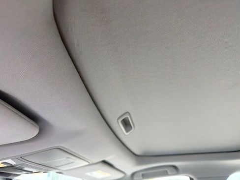 Used 2019 Acura TLX FWD image 3