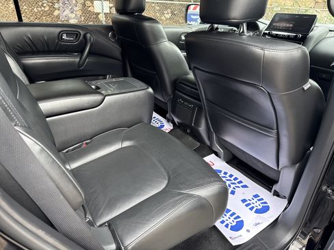 Used 2022 Nissan Armada SL w/ Midnight Edition Package AWD/4WD image 11