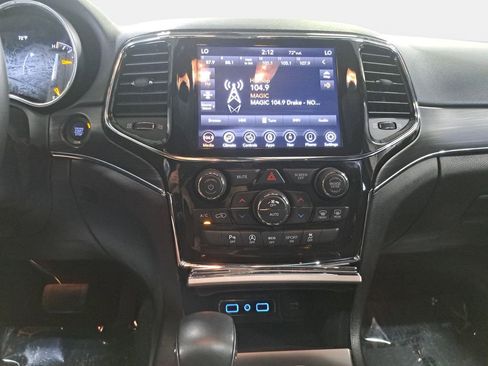 Used 2022 Jeep Grand Cherokee Limited AWD/4WD image 21