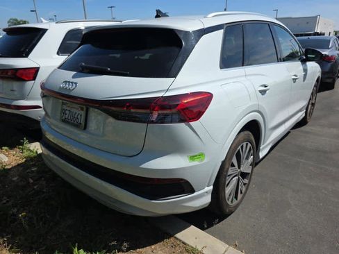 Used 2023 Audi Q4 e-tron Premium Plus w/ Premium Plus image 7