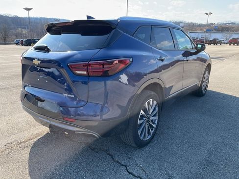Certified 2023 Chevrolet Blazer Premier w/ Enhanced Convenience Package image 3