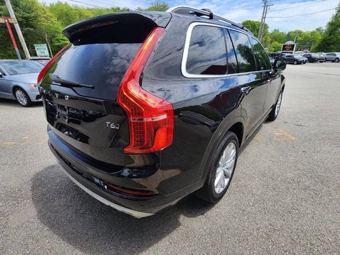 Used 2016 Volvo XC90 T6 Momentum w/ Momentum Plus Package AWD/4WD image 5