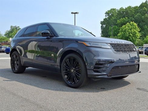 New 2026 Land Rover Range Rover Velar Dynamic SE image 4