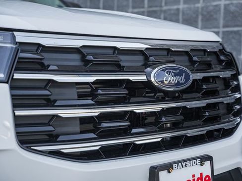 New 2026 Ford Explorer Active w/ Active Comfort Package AWD/4WD image 16