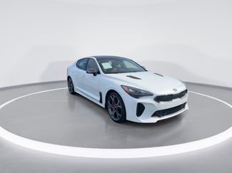 Used 2018 Kia Stinger GT1 video 2