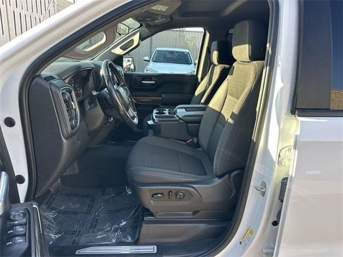 Used 2021 Chevrolet Silverado 1500 LT image 17