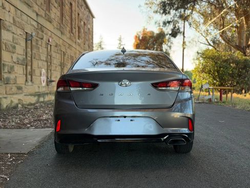 Used 2018 Hyundai Sonata SE FWD image 5
