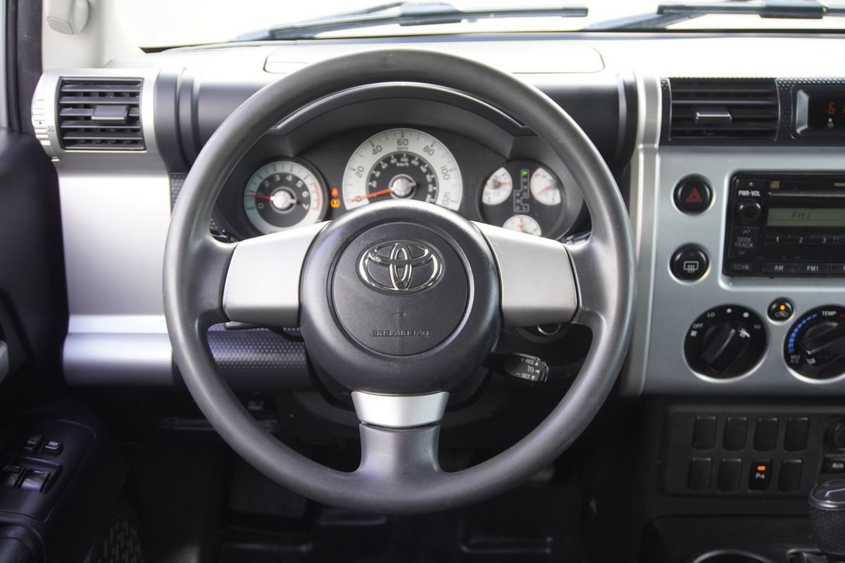 Used 2008 Toyota FJ Cruiser 4WD w/ Convenience Pkg image 12