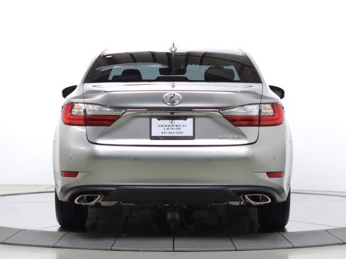Used 2017 Lexus ES 350 w/ Luxury Package FWD image 6