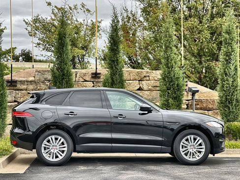 Used 2020 Jaguar F-PACE Prestige image 6