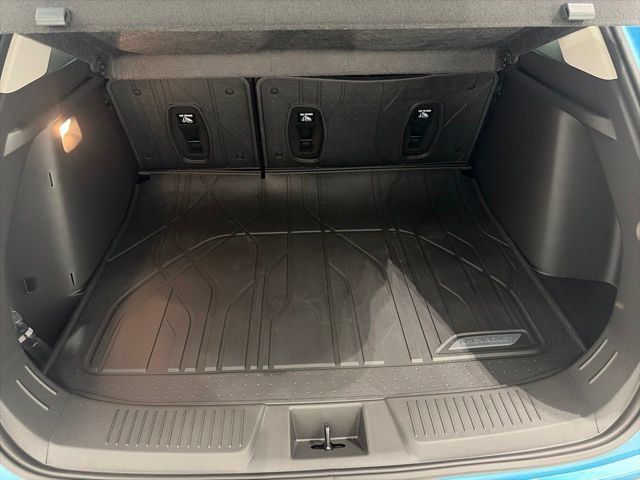 New 2026 Chevrolet Trax LT w/ Driver Confidence Package FWD image 12