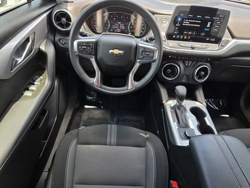 Used 2023 Chevrolet Blazer LT FWD image 9