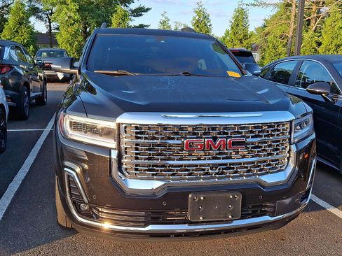 Used 2023 GMC Acadia Denali w/ Black Diamond Edition AWD/4WD image 4