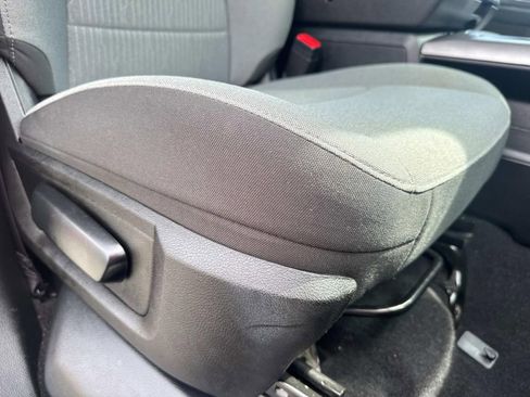 Used 2022 RAM 1500 Classic SLT w/ Electronics Group image 11