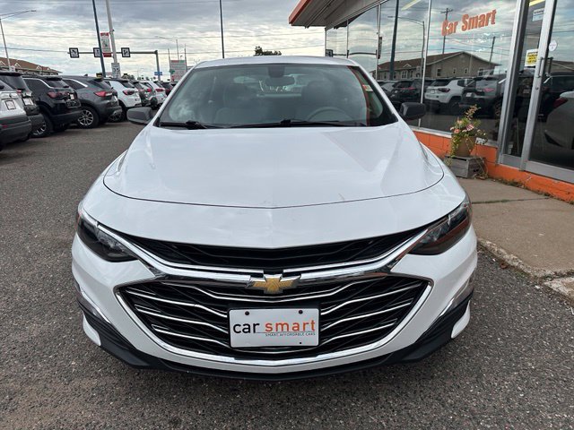 Used 2021 Chevrolet Malibu LS FWD image 2