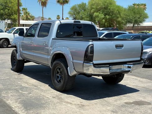 Used 2014 Toyota Tacoma 4x4 Double Cab w/ TRD Sport Package image 5