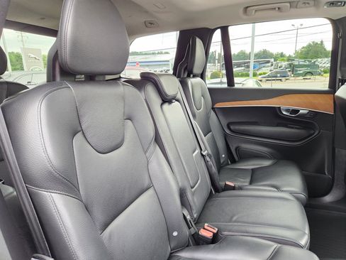 Used 2022 Volvo XC90 T8 Inscription Expression AWD/4WD image 16