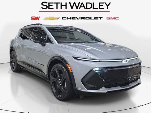 New 2025 Chevrolet Equinox EV RS w/ LPO, Illumination Package image 1