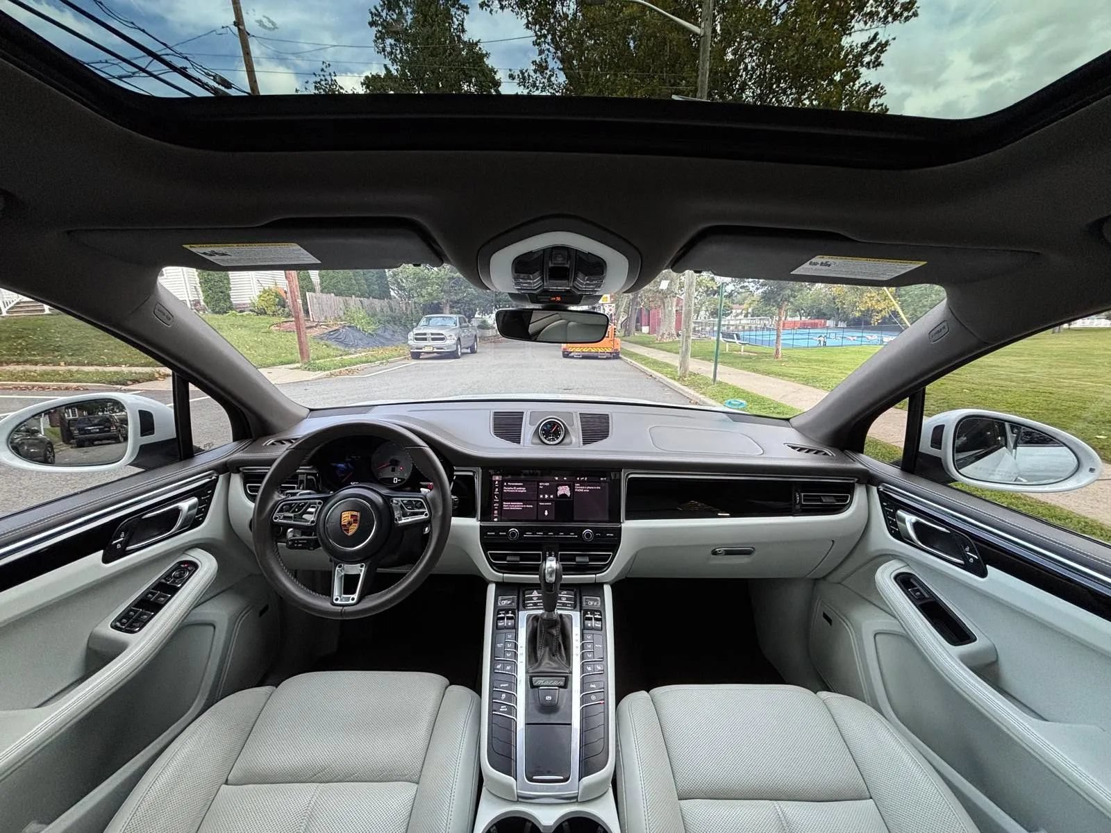 Used 2021 Porsche Macan S AWD/4WD image 29