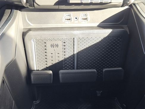 New 2026 RAM 1500 4x4 Crew Cab image 31