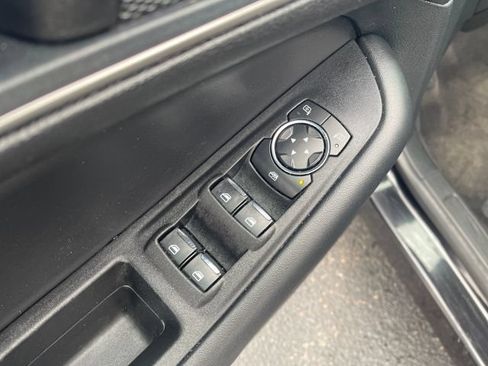 Used 2024 Ford Edge SEL AWD/4WD image 13