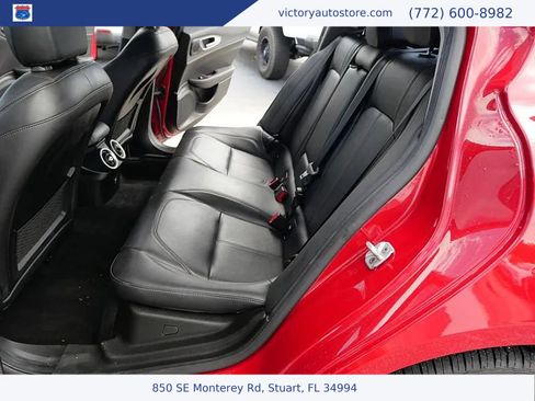 Used 2017 Alfa Romeo Giulia AWD image 28