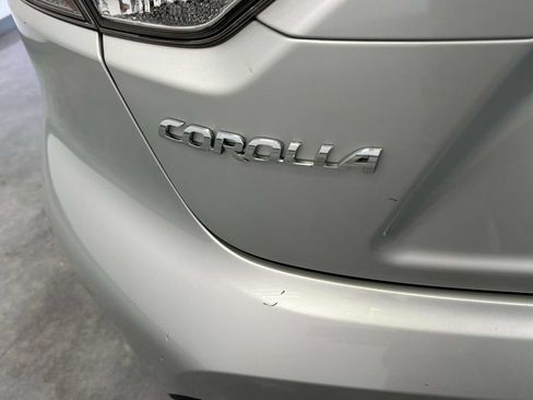 Used 2025 Toyota Corolla LE FWD image 10