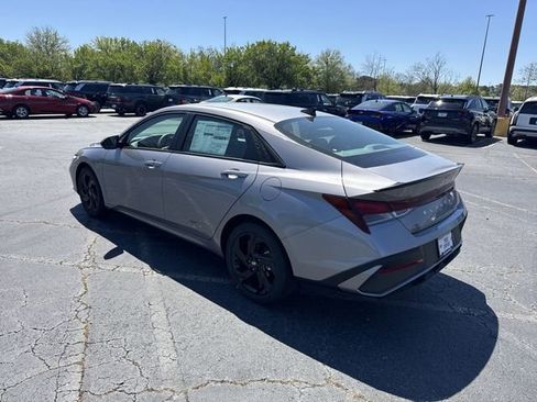 New 2026 Hyundai Elantra Sport FWD image 5
