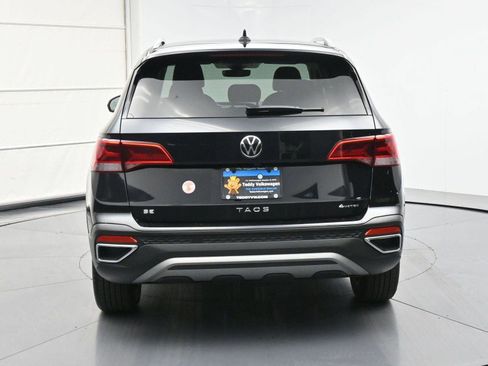 Used 2024 Volkswagen Taos SE image 25