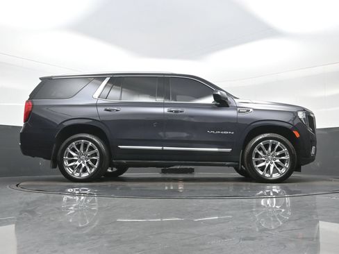 Used 2023 GMC Yukon SLT AWD/4WD image 36