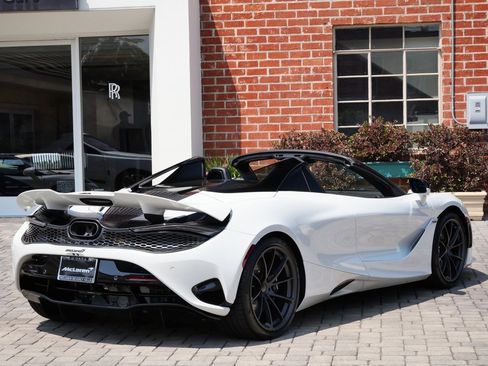 New 2026 McLaren 750S Spider image 4