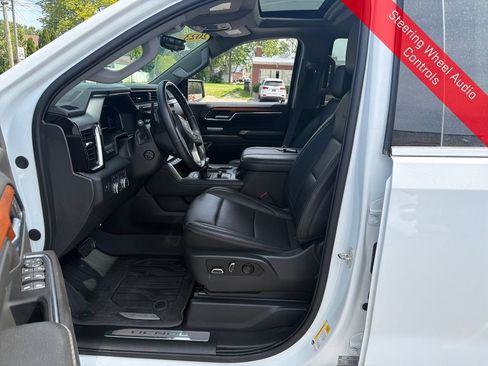 Used 2023 GMC Sierra 1500 Denali w/ Denali Reserve Package AWD/4WD image 11