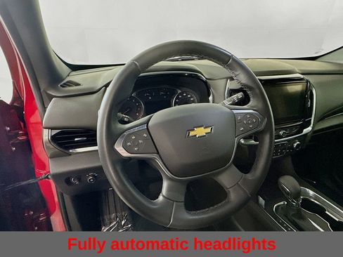 Used 2023 Chevrolet Traverse LT image 17