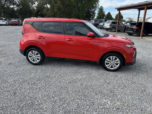 Used 2020 Kia Soul LX image 4