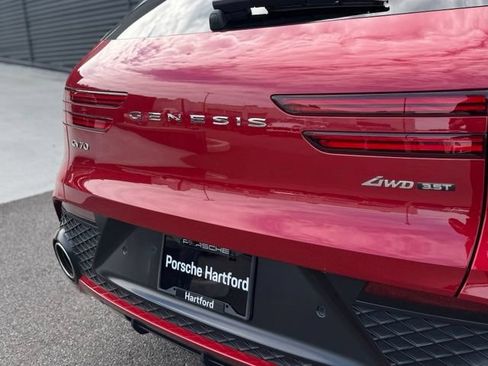 Used 2024 Genesis GV70 3.5T Sport w/ Sport Prestige Package AWD/4WD image 40