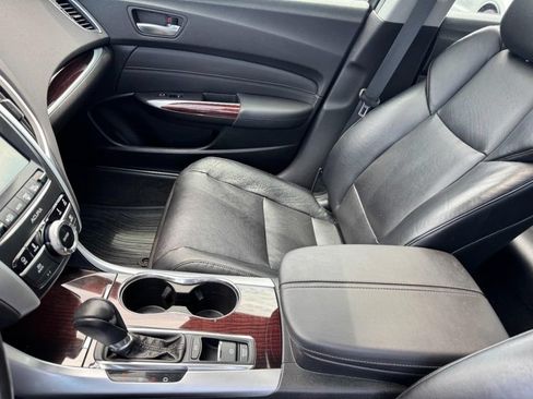 Used 2016 Acura TLX w/ Technology Package FWD image 14