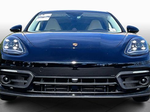 Used 2023 Porsche Panamera image 3