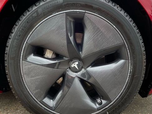 Used 2018 Tesla Model 3 Long Range AWD/4WD image 16