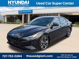 Used 2023 Hyundai Elantra SEL w/ Convenience Package FWD video 1