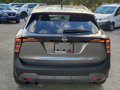 New 2025 Nissan Kicks SR image 6