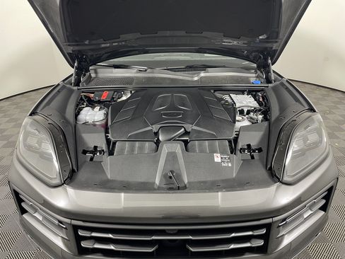 Used 2026 Porsche Cayenne E-Hybrid AWD/4WD image 22