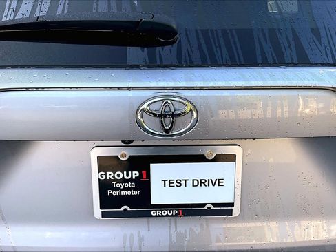Used 2023 Toyota RAV4 LE FWD image 31