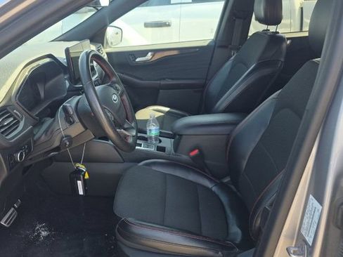 Used 2023 Ford Escape ST-Line w/ Tech Pack #1 FWD image 5