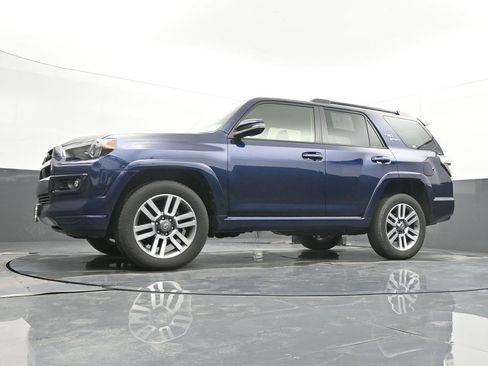 Used 2022 Toyota 4Runner TRD Sport w/ Technology Package AWD/4WD image 47