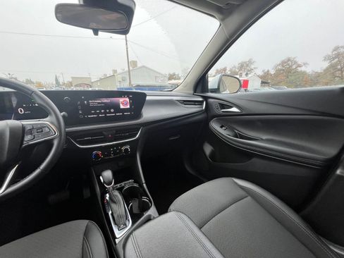 Used 2025 Buick Encore GX Preferred image 29