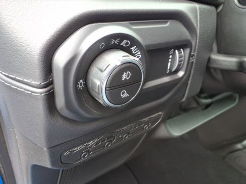 New 2026 Jeep Gladiator Rubicon w/ Steel Power Dome Hood Package AWD/4WD image 22