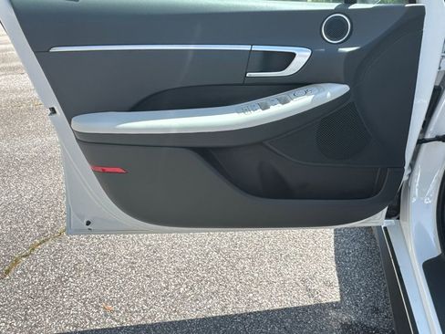 New 2025 Hyundai Sonata SE image 10
